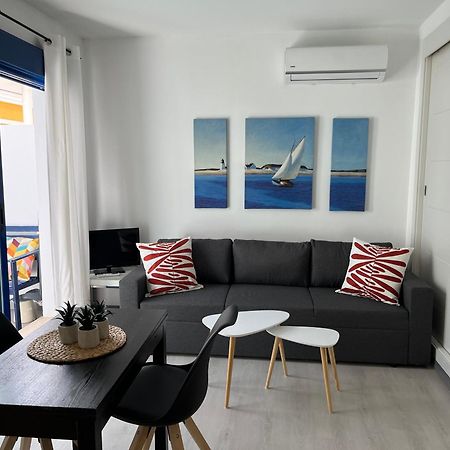 Estrella Playa Apartment Малага Екстериор снимка